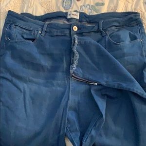 Rebel Wilson x angel Capri jeans size 24